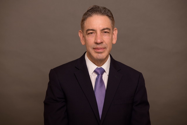 DR. SALDAÑA